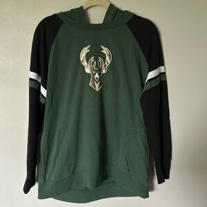 Milwaukee Bucks hooded sweatshirt